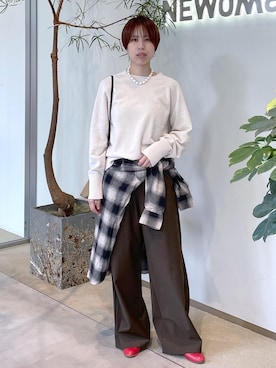 「ADAM ET ROPE'（アダムエロペ）のアイテム（シャツ/ブラウス）」を使った、SAYAさん（レディース・159cm）の秋コーディネート