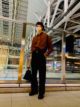 「Adoonplain」｜「アイテム（スラックス）」を使った、シバ　さん（メンズ・174cm）の秋コーディネート