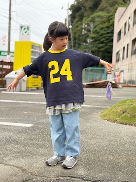 「アイテム（デニムパンツ）」を使った、tamapicoさん（キッズ・110cm）の秋コーディネート