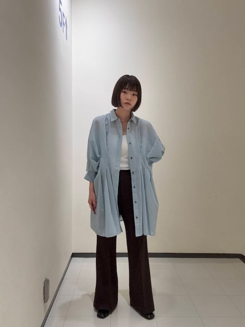 カップ付きクロップドキャミソール