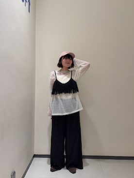 「KBF（ケイビーエフ）のアイテム（タンクトップ）」を使った、わらちゃんさん（レディース・162cm）の秋コーディネート