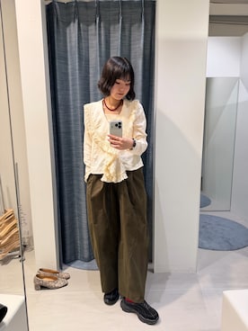 「KBF（ケイビーエフ）のアイテム（タンクトップ）」を使った、わらちゃんさん（レディース・162cm）の秋コーディネート