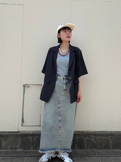 バックスリットデニムスカート