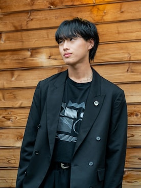 「アイテム（ブローチ/コサージュ）」を使った、はるさん（メンズ・175cm）の秋コーディネート