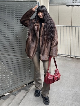 「EMODA（エモダ）のハイネッククロップニット（ニット/セーター）」を使った、misakiさん（レディース・160cm）の秋コーディネート