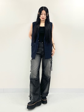 「アイテム（ベスト）」を使った、成田すみれさん（レディース・171cm）の夏コーディネート