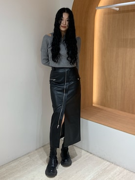 「MURUA（ムルーア）のアイテム」を使った、成田すみれさん（レディース・171cm）の秋コーディネート