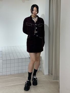 「MURUA（ムルーア）のアイテム（スカート）」を使った、成田すみれさん（レディース・171cm）の秋コーディネート