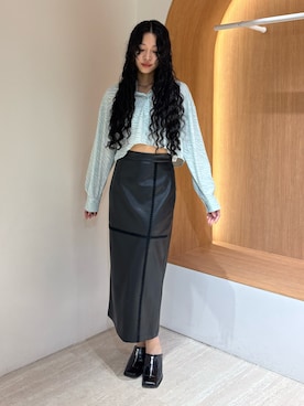 「MURUA（ムルーア）のアイテム」を使った、成田すみれさん（レディース・171cm）の春コーディネート