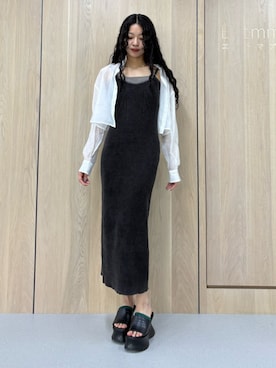 成田すみれさん（レディース・171cm）の春コーディネート