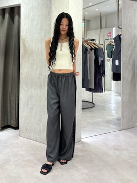 「MURUA（ムルーア）のアイテム」を使った、成田すみれさん（レディース・171cm）の夏コーディネート