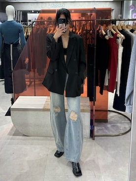 「MURUA（ムルーア）の【セットアップ対応】ベルテッドテーラードジャケット（テーラードジャケット、ブラック系）」を使った、成田すみれさん（レディース・171cm）の春コーディネート