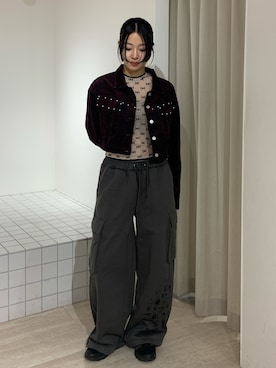 「MURUA（ムルーア）のアイテム（スウェットパンツ）」を使った、成田すみれさん（レディース・171cm）の秋コーディネート