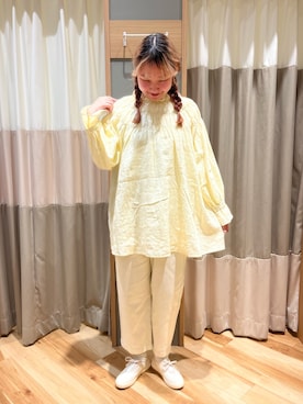 「イエロー」｜「アイテム（チュニック）」を使った、Saさん（レディース・165cm）の春コーディネート