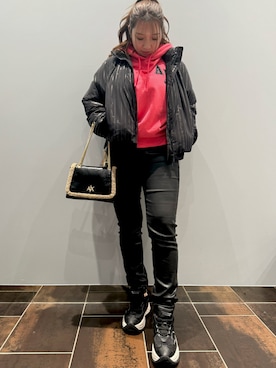 「ショートダウン」｜「アイテム（ブルゾン）」を使った、hnchaさん（レディース・160cm）の秋コーディネート