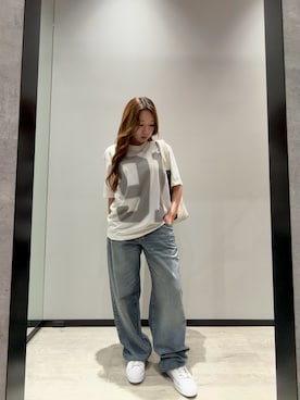 「ARMANI EXCHANGE（アルマーニエクスチェンジ）の【A|X アルマーニ エクスチェンジ】91ロゴ 半袖クルーネックTシャツ/REGULAR+（Tシャツ/カットソー、ホワイト系）」を使った、hnchaさん（レディース・160cm）の春コーディネート