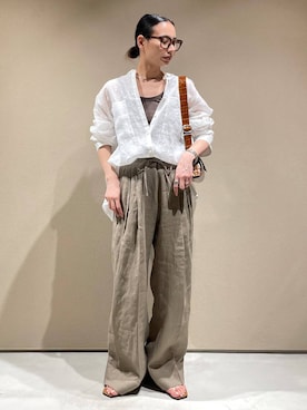 「Chaos（カオス）のアイテム（スラックス）」を使った、FUMIさん（レディース・162cm）の夏コーディネート
