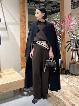 「アイテム（ノーカラーコート）」を使った、FUMIさん（レディース・162cm）の秋コーディネート