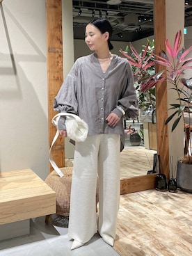 「アイテム（チューブトップ）」を使った、FUMIさん（レディース・162cm）の秋コーディネート