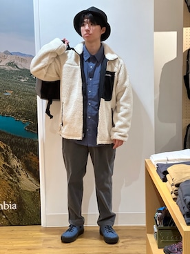 「コロンビア」｜「アイテム（その他アウター）」を使った、コロンビア公式さん（メンズ・168cm）の秋コーディネート