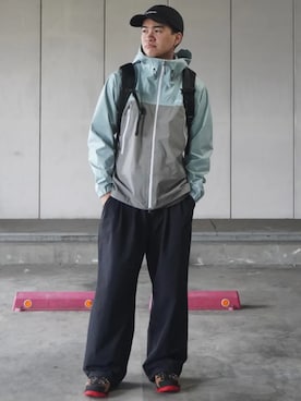 「登山コーデ」｜コロンビア公式さん（メンズ・175cm）の秋コーディネート