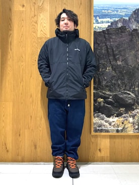 コロンビア公式さんのコーディネート