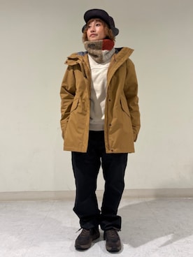 「アイテム（ナイロンジャケット）」を使った、コロンビア公式さん（レディース・150cm）の秋コーディネート