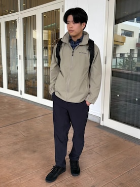 「Columbia（コロンビア）のアイテム」を使った、コロンビア公式さん（メンズ・173cm）の春コーディネート