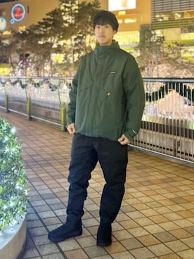 コロンビア公式さんのコーディネート