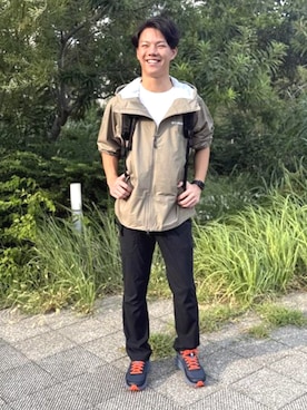 「アイテム（ナイロンジャケット）」を使った、コロンビア公式さん（メンズ・175cm）の秋コーディネート
