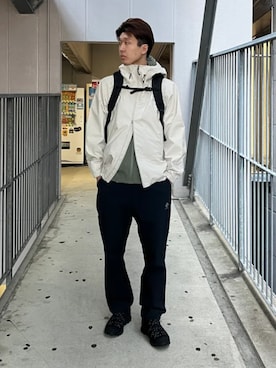 「Columbia（コロンビア）のアイテム」を使った、コロンビア公式さん（メンズ・183cm）の春コーディネート