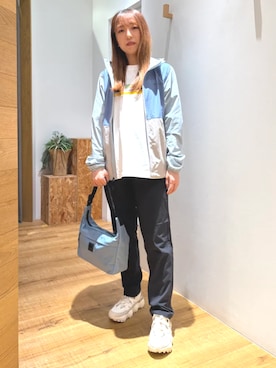 コロンビア公式さんのコーディネート