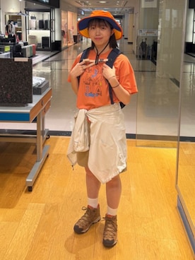 「アイテム（バックパック/リュック）」を使った、コロンビア公式さん（レディース・162cm）の夏コーディネート