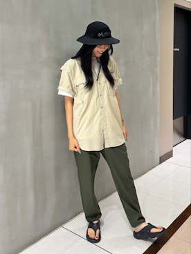 コロンビア公式さんのコーディネート
