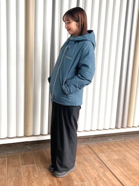 コロンビア公式さんのコーディネート