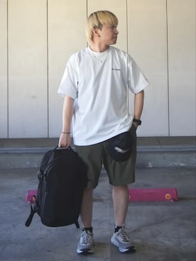 コロンビア公式さんのコーディネート