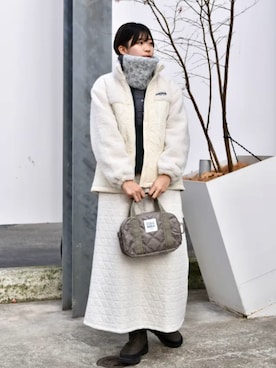 コロンビア公式さんのコーディネート