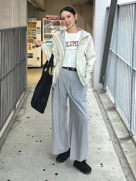 「アイテム（ナイロンジャケット）」を使った、コロンビア公式さん（レディース・172cm）の春コーディネート