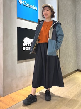 「アイテム（ナイロンジャケット）」を使った、コロンビア公式さん（レディース・161cm）の秋コーディネート