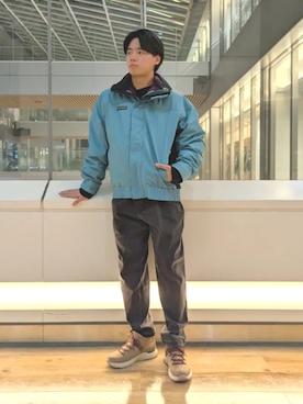 コロンビア公式さんのコーディネート