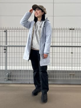 コロンビア公式さんのコーディネート