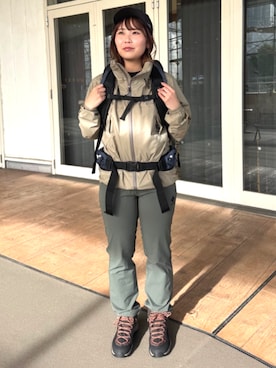 「アイテム（ナイロンジャケット）」を使った、コロンビア公式さん（レディース・160cm）の秋コーディネート