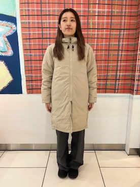 「アイテム（その他アウター、ベージュ系）」を使った、コロンビア公式さん（レディース・159cm）の冬コーディネート