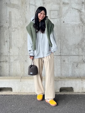 「Columbia（コロンビア）の撥水 UVカット ストレッチ ワイドパンツ ／Columbia ウィメンズ ヤマジェニックワイドパンツ／コロンビア（その他パンツ、ベージュ系）」を使った、コロンビア公式さん（レディース・165cm）の秋コーディネート