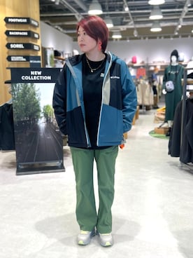 「アイテム（ナイロンジャケット）」を使った、コロンビア公式さん（レディース・162cm）の秋コーディネート