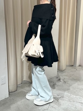 「one after another NICE CLAUP（ワンアフターアナザーナイスクラップ）のアイテム（スニーカー）」を使った、Moeさん（レディース・156cm）の冬コーディネート