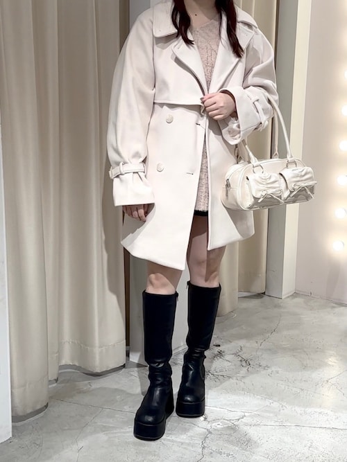 新品同！アドーア セール前完売品 エアーストレッチケーブルニット ホワイト38 新品同！アドーア セール前完売品 エアーストレッチケーブルニット