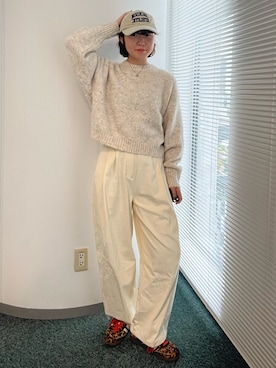 「アイテム（チノパンツ）」を使った、濵中　心さん（レディース・162cm）の秋コーディネート