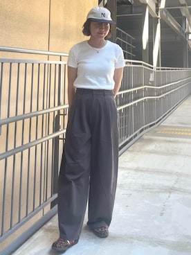 「アイテム（チノパンツ）」を使った、濵中　心さん（レディース・162cm）の夏コーディネート