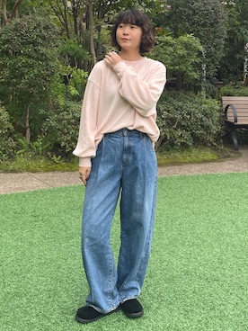 「アイテム（スリッポン）」を使った、濵中　心さん（レディース・162cm）の秋コーディネート